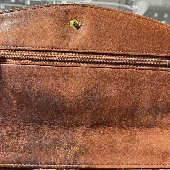 SOLDAuthentic CHANEL CC Logo Caviar Leather Purse Wallet - Picture 14 of 17